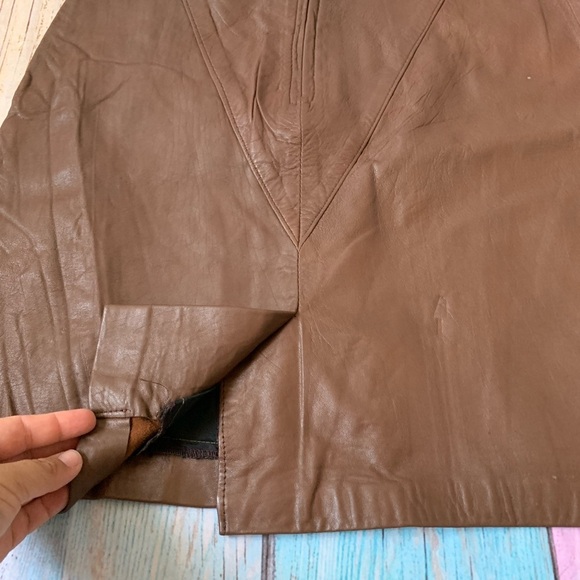 Vintage -00% Brown Leather Mini Skirt - Picture 6 of 8